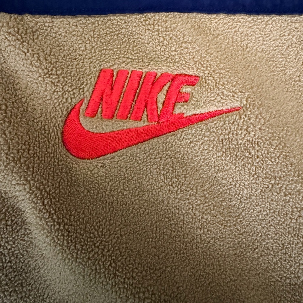 Women’s Nike Quarter-Zip Pullover - Picture 4 of 5
